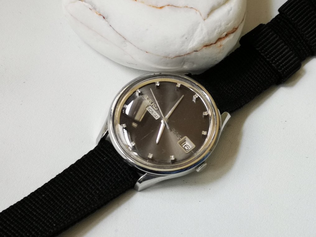 Seiko - *SEA LION M55* Vintage Automatic Dress Watch - Men - Catawiki