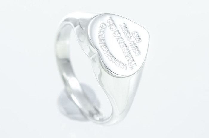 Return to Tiffany Heart Signet Ring in Silver, Small, Size: 6