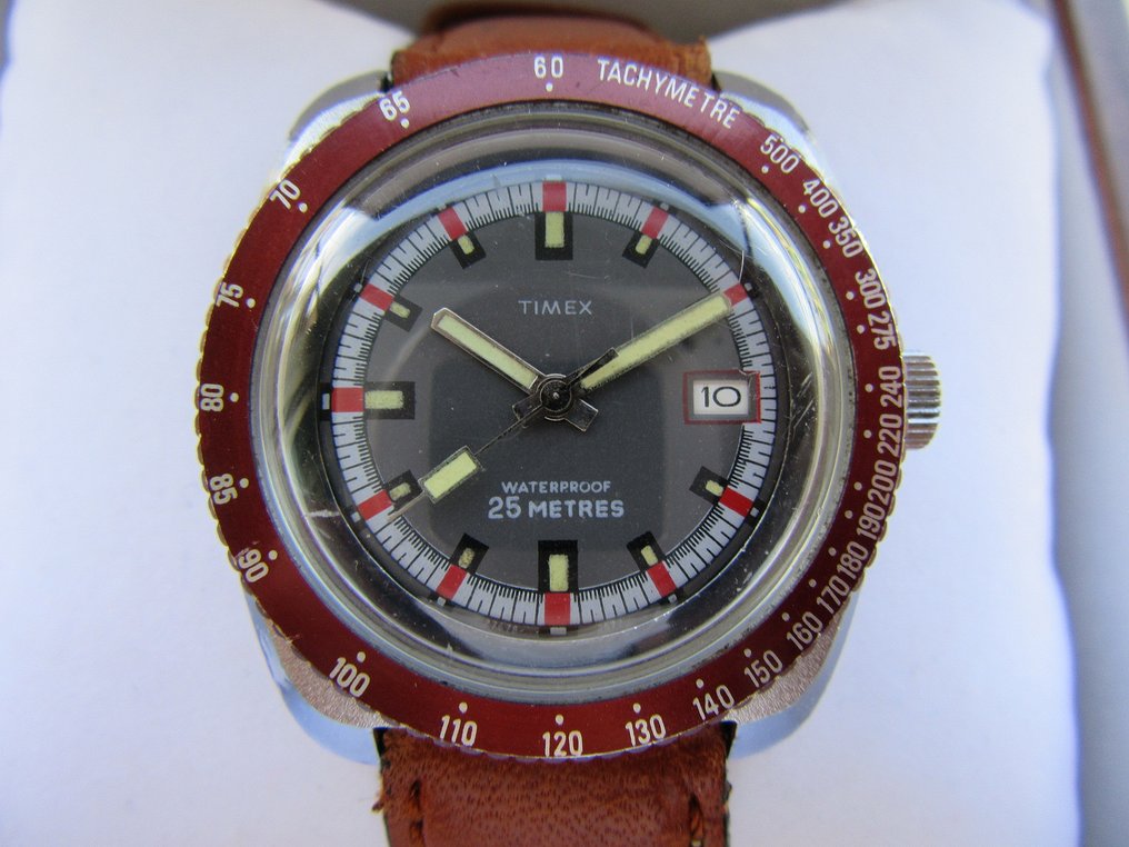 Timex - Timex Diver SUB - NOS watches 25 Meters Vintage - - Catawiki