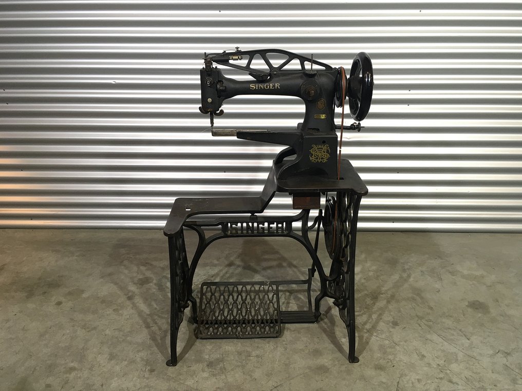 Singer 29K71 Professional Leather Sewing Machine Iron Catawiki