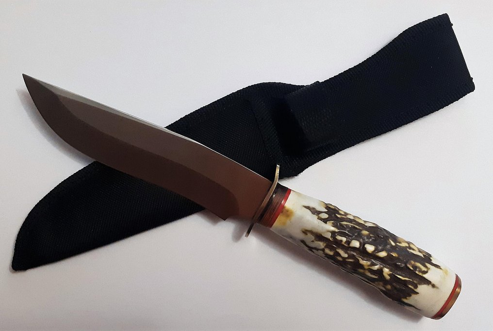 Japan - KANDAR and beautiful iron hunting knife - Catawiki