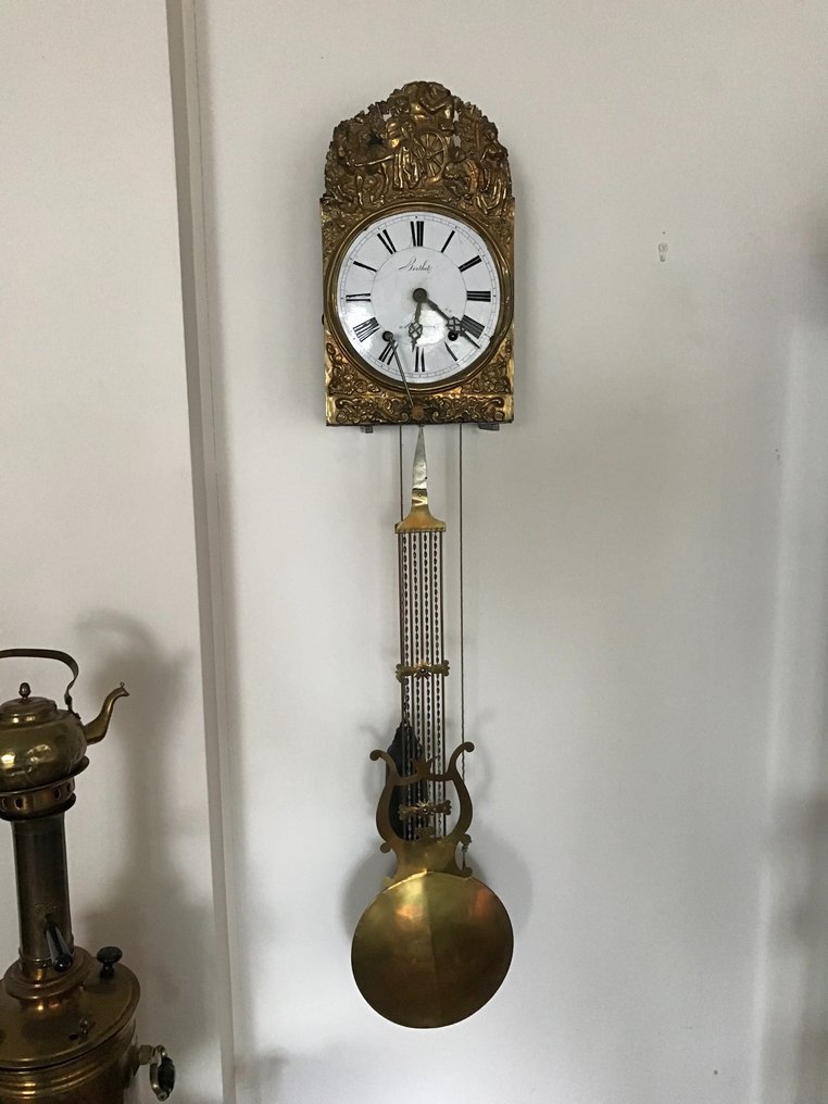 Vernederen adviseren voorkant Comtoise clock - metal - 19th century - Catawiki