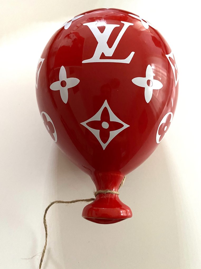 MVR-ART - Louis Vuitton Balloon Red - Catawiki