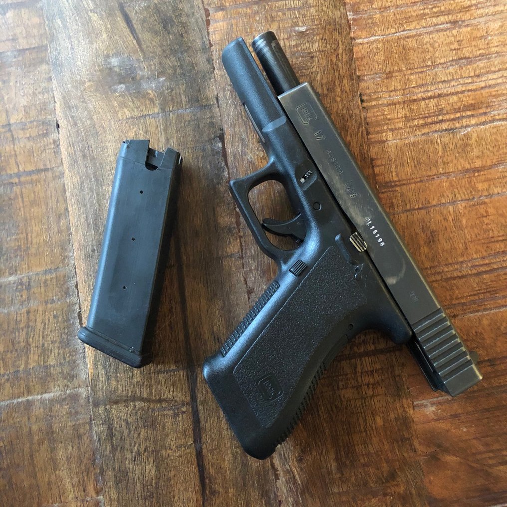 Automatic Glock 19