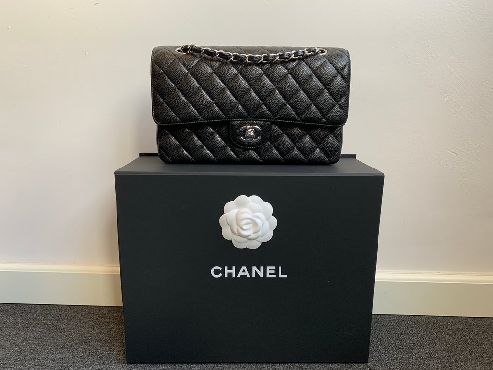 Chanel - Classic Medium Double Flap Black Caviar Silver - Catawiki