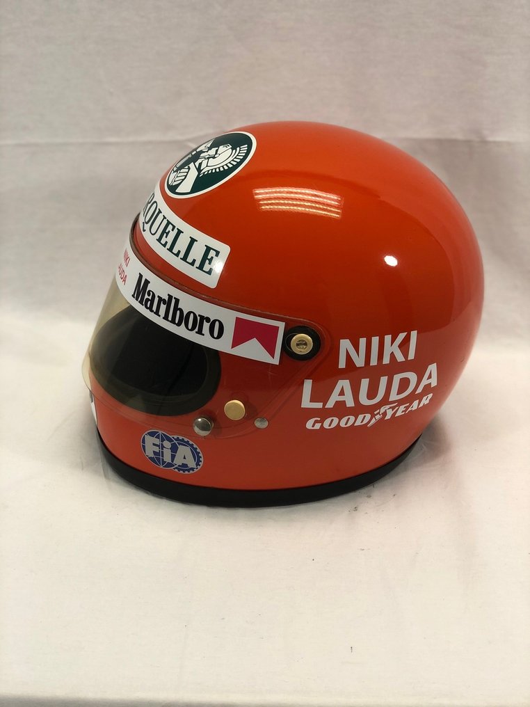 Ferrari - Formule 1 - Niki Lauda - Réplique du casque - Catawiki