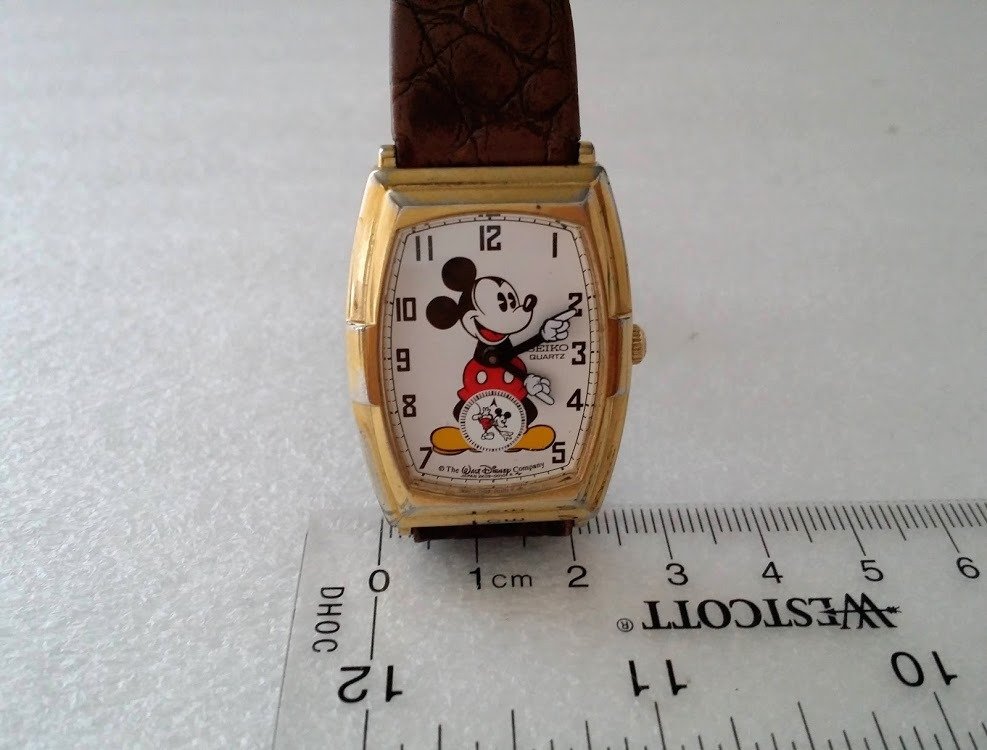 seiko mickey mouse 60th anniversary watch, bra fynd UPP TILL NUM AV -  