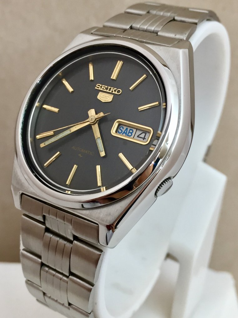SOLD 1983 Seiko Automatic 7009-8750 Birth Year Watches 
