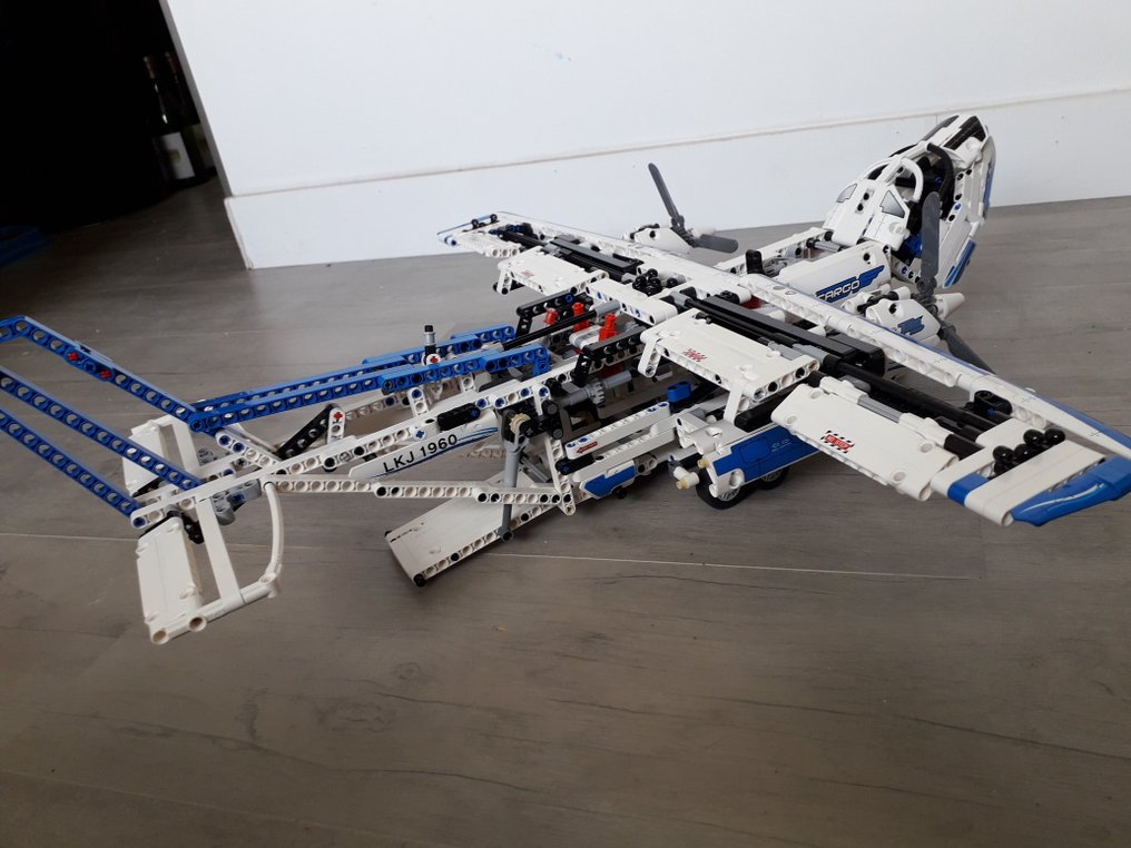 LEGO - Technic - plane and boat technic 42025 - Catawiki