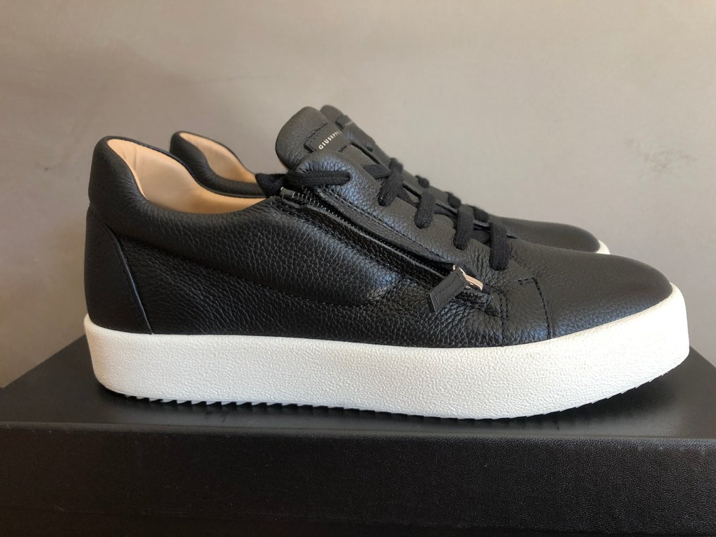 Giuseppe zanotti addy Clearance