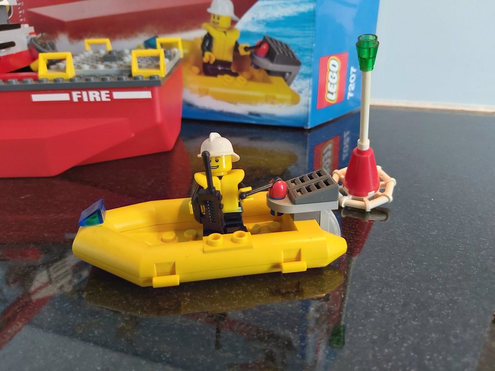 レゴ(LEGO) シティ ファイヤーボート 7207 - 知育玩具
