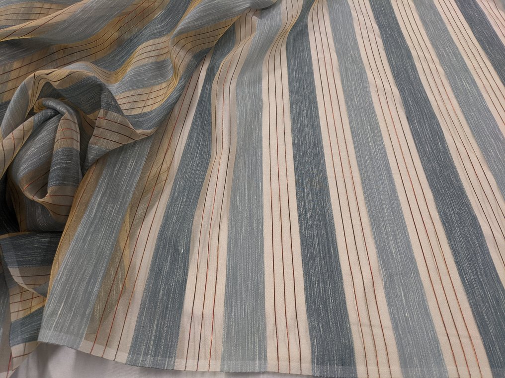 Tessuto Organza Miglioretti - 650 x 340 cm - Textile - Catawiki