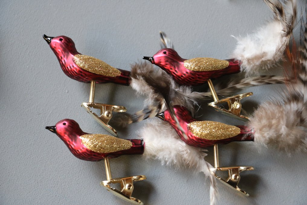 Krebs vogeltjes met knijpers voor kerstboom, kersttak of valentijn