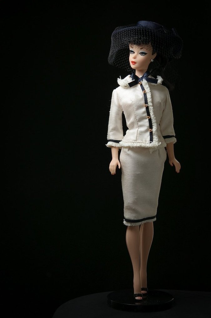 Mattel - Barbie doll Chanel inspired Spring in Tokyo vintage barbie with  box - Catawiki