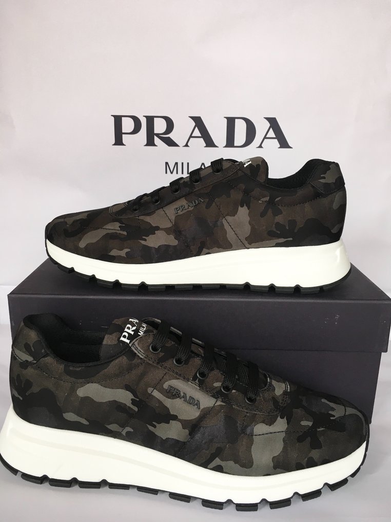 botsen wasmiddel landen Prada - Nylon camouflage - Sneakers - Maat: Schoenen / EU - Catawiki