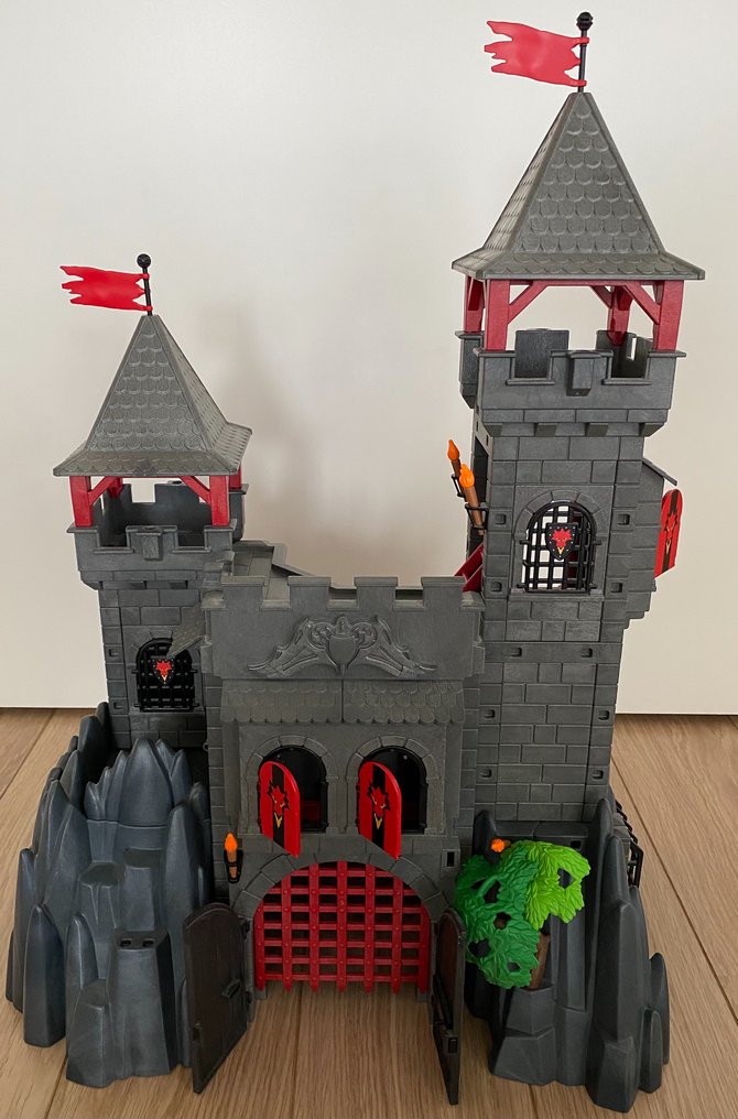 Playmobil - Knights Castle 3269 + 7 expansion sets: -