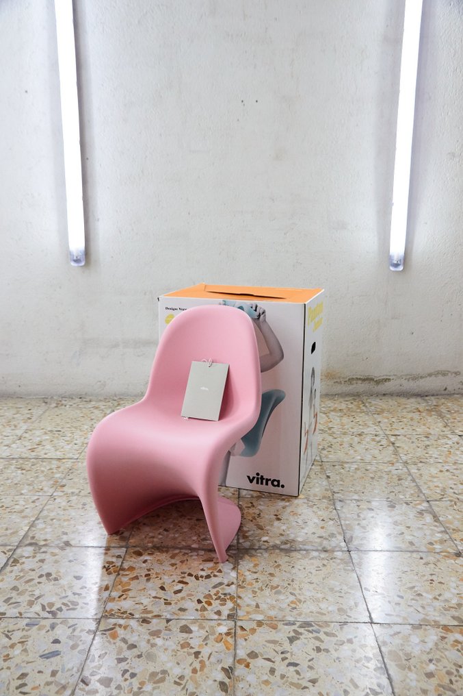 Panton chair hotsell pink