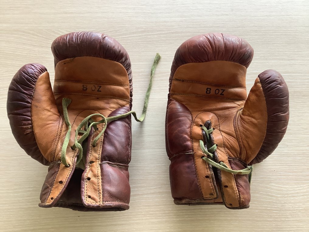 Boxing 1960 Boxing gloves Catawiki