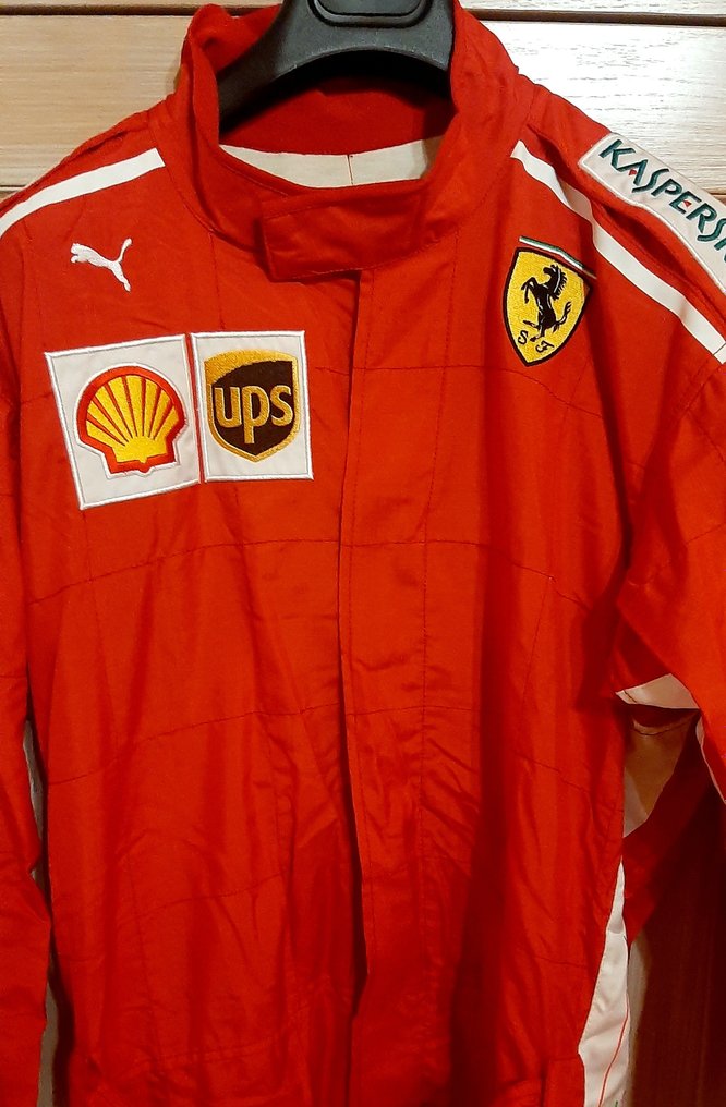 Ferrari - Formula One - 2020 - Mechanics suit - Catawiki