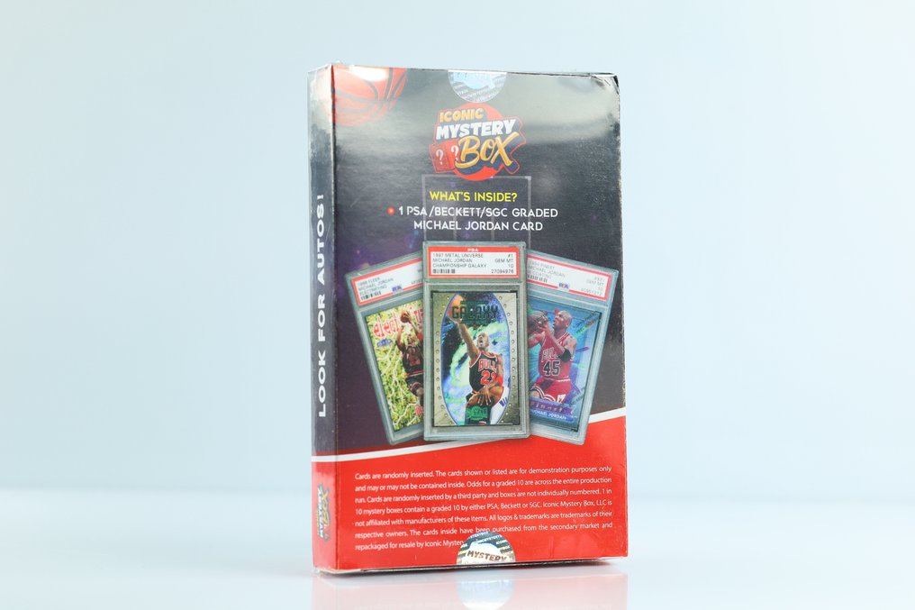 2022 Iconic Mystery Box Michael Jordan 1 Mystery box Catawiki