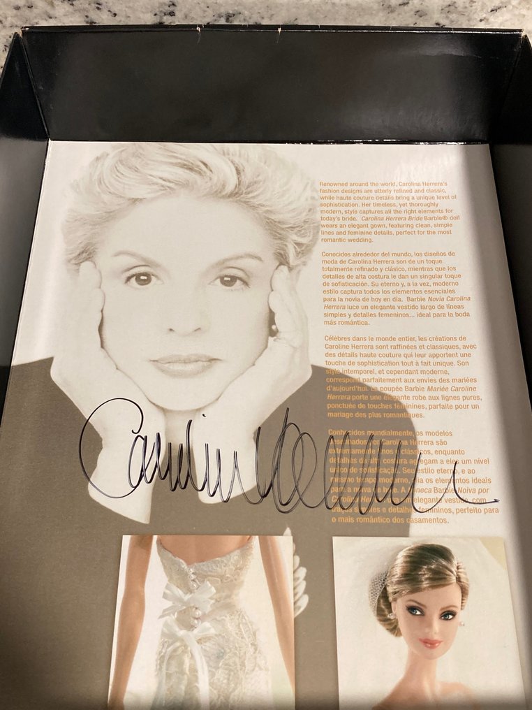 Mattel - Barbie - B9797 - Doll Barbie Carolina Herrera - Catawiki