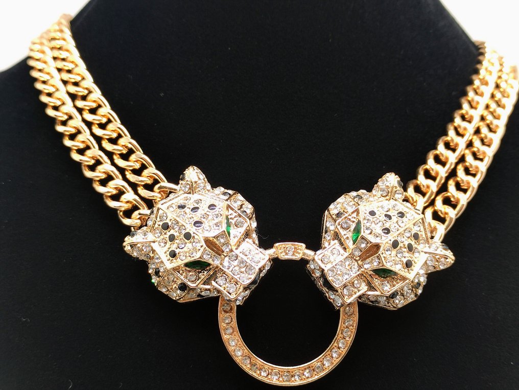 Panthère Cartier inspired, choker necklace Panther heads with emerald  crystal eyes Plaqué or - Collier - Catawiki