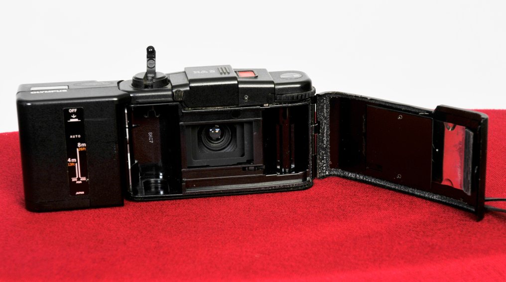 Olympus XA + A16 Catawiki