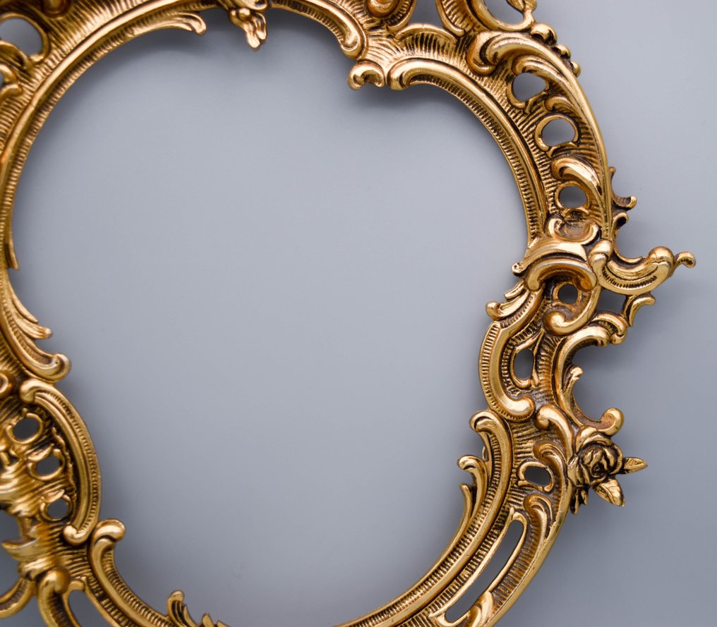 Framework Bronze First half 20th century Catawiki