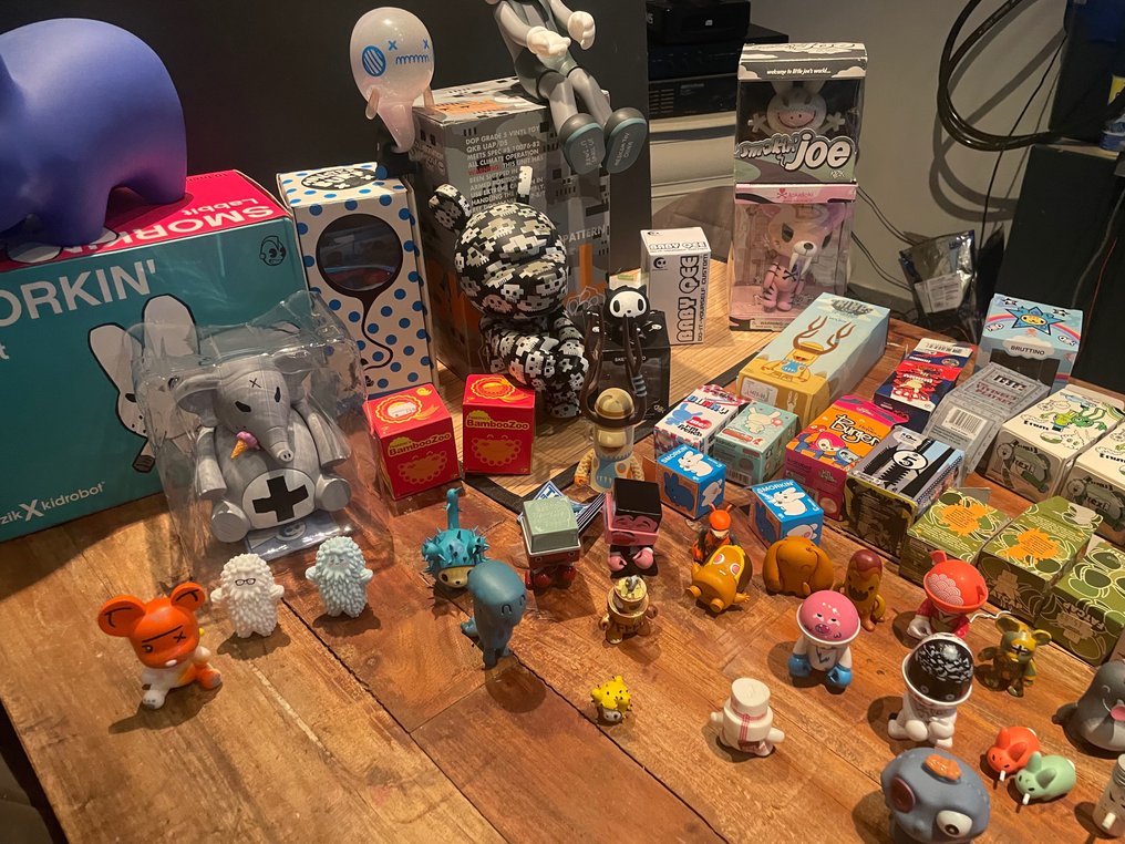 Kidrobot dolls Advanced Models Doll 2000present Catawiki