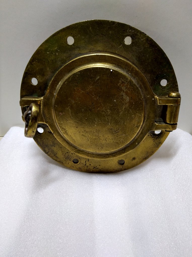 Porthole - bronze, brass?? - Catawiki