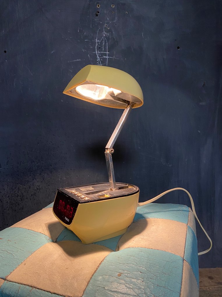 Timco Table lamp, Alarm clock bedside lamp from the 70s Catawiki