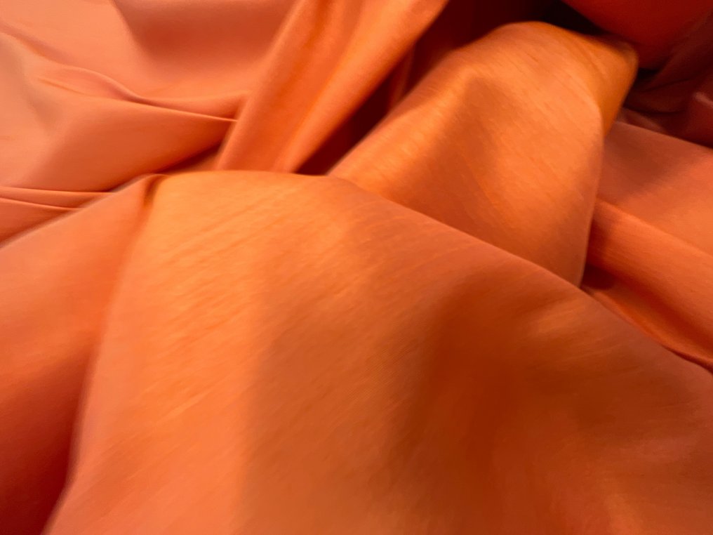 silk blend fabric 900 x 300 cm Resin/Polyester, Silk Catawiki