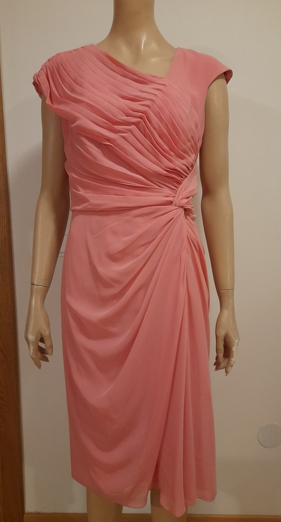 Tadashi Shoji Dress - Catawiki