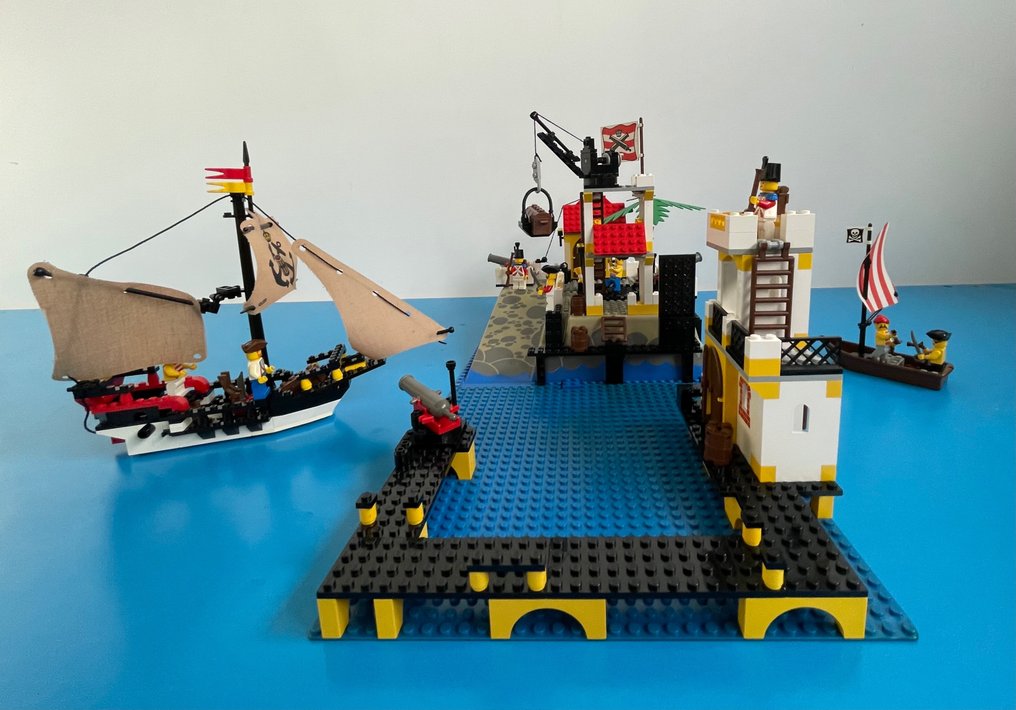 LEGO - Pirates 6277 - Set Imperial Trading Post - -