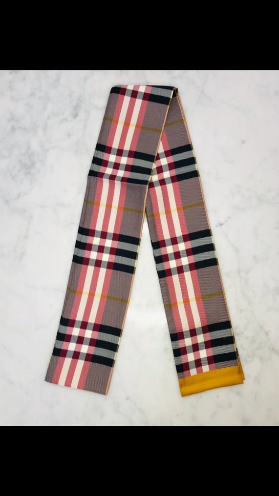 Burberry Scarf Catawiki