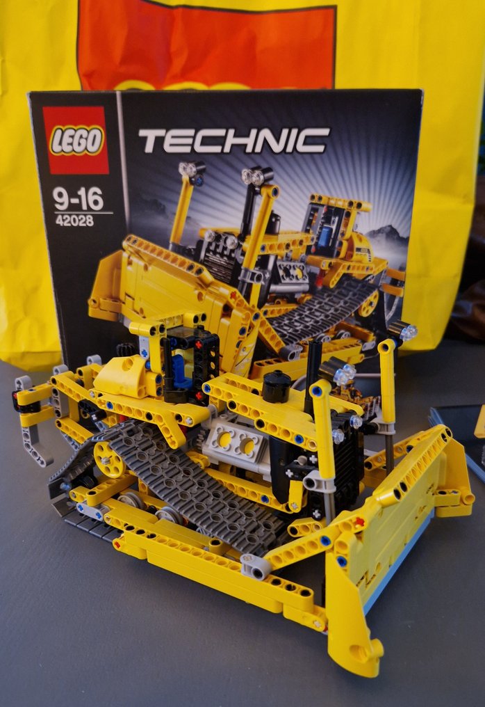 LEGO - Technic Retired - 42028 - Bulldozer Very Rare - Catawiki