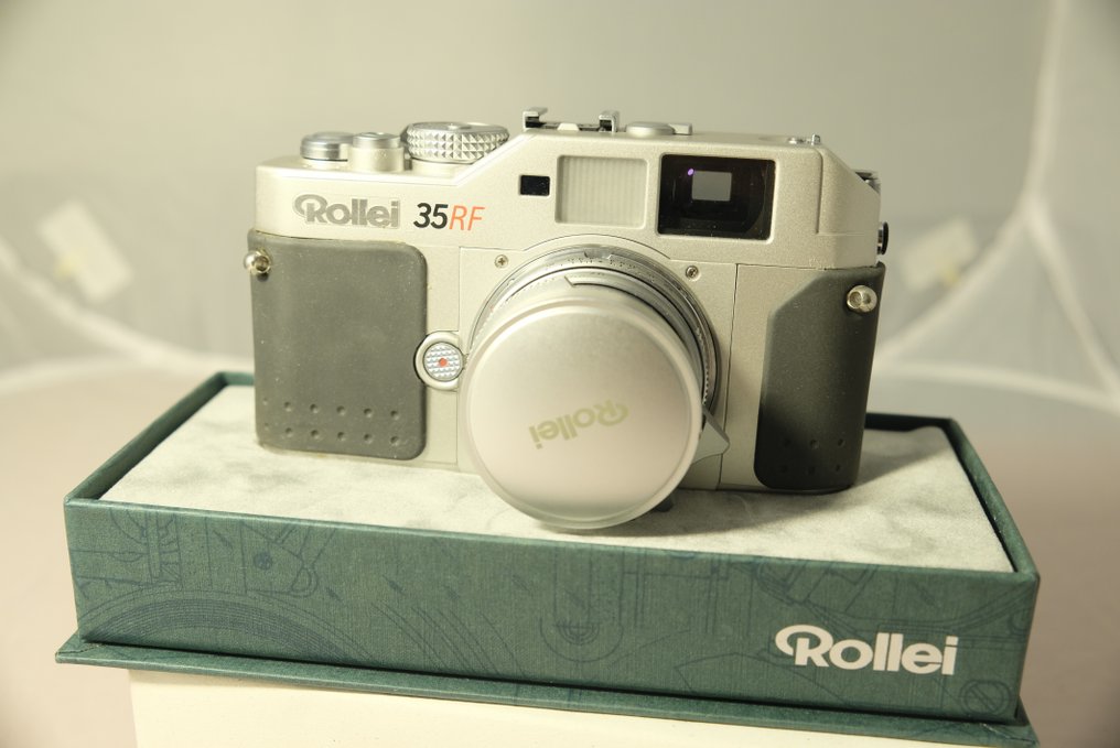 Rollei 35 RF + Sonnar 40mm f.2,8 Catawiki