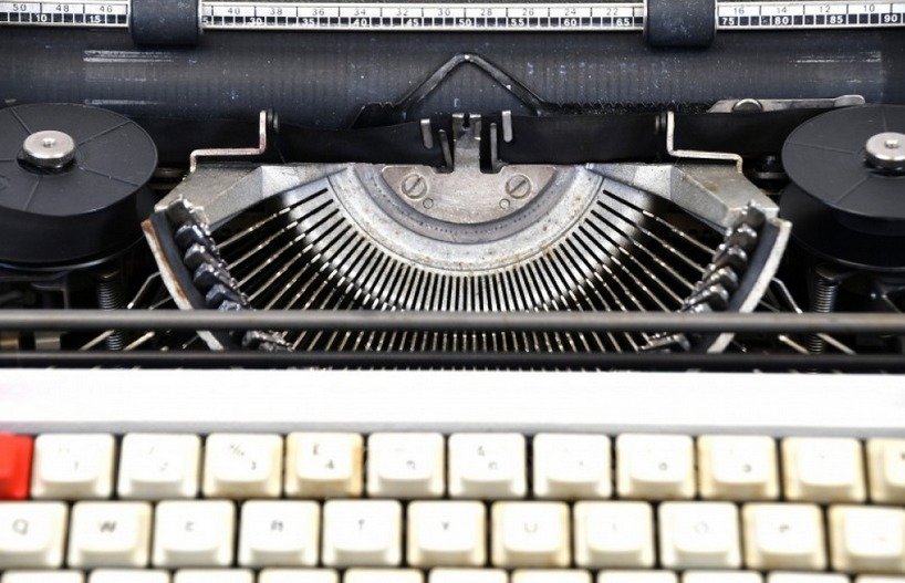 Ettore Sottsass - Olivetti - electric typewriter - Lettera ...