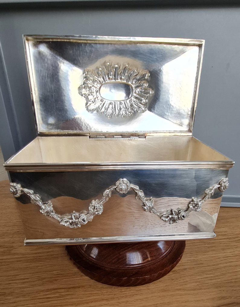 Jewellery box - Silver - France - Late 19th century - Catawiki