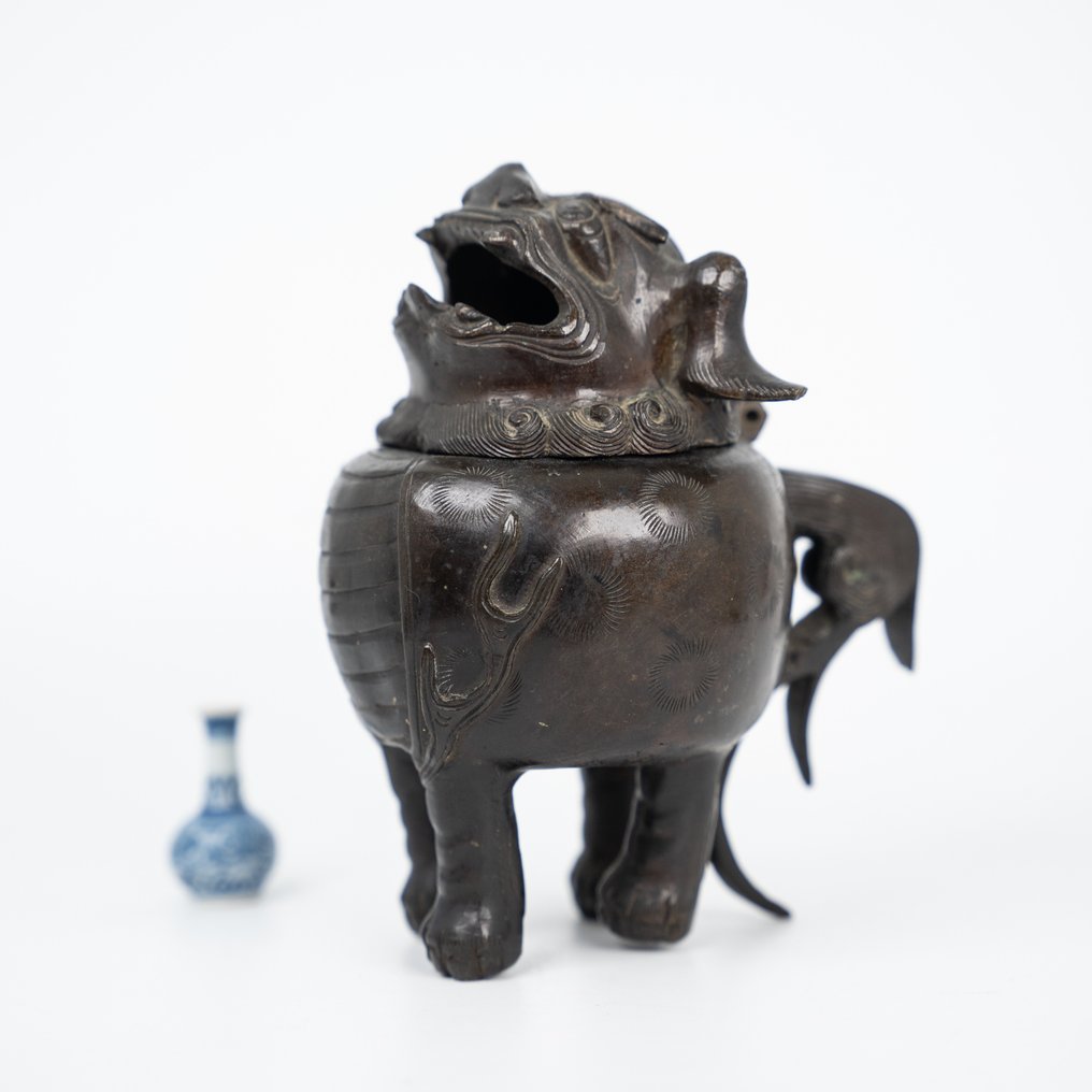 Incense burner Bronze Foo dog, Lion Large standing Lion with curly tail Bronze Censer