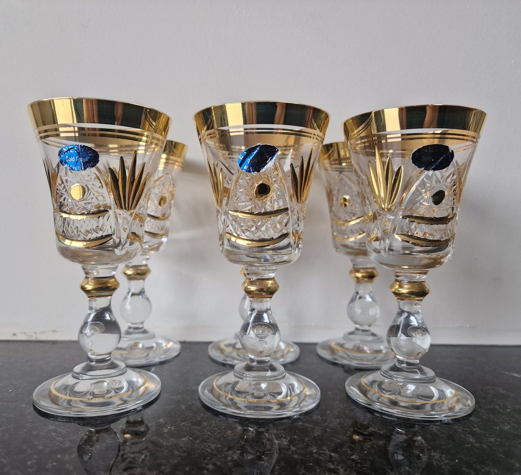 niece Ord håndtag ENES Co. - Udsmykkede vinglas med gyldne detaljer (6) - - Catawiki