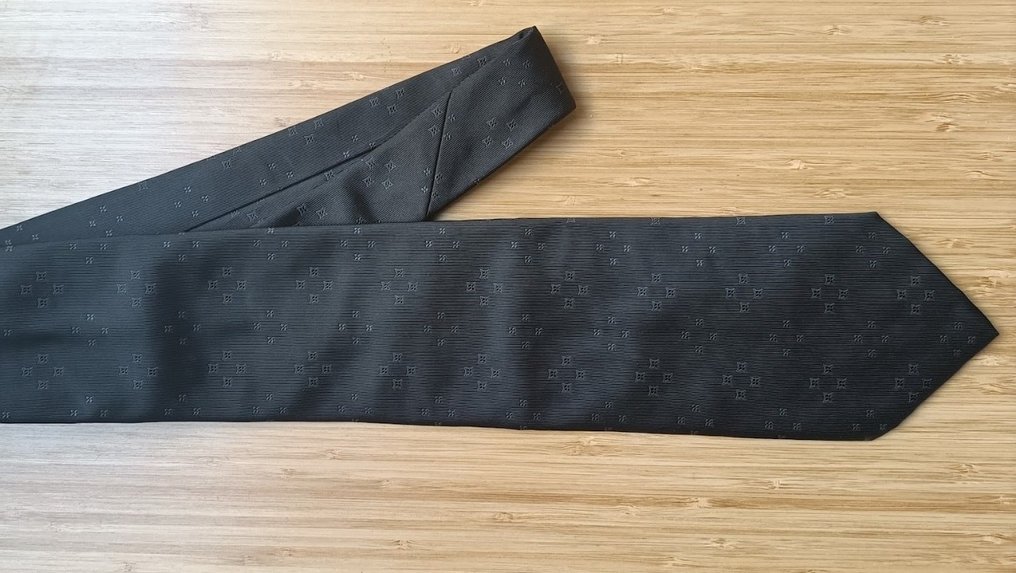 louis vuitton tie and cufflink set