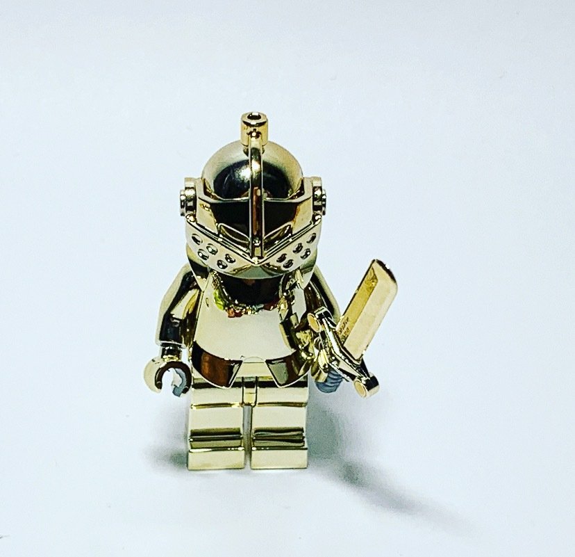 bunke Rengør soveværelset Ubarmhjertig LEGO - Minifigures - Figure Chrome Gold Knight - - Catawiki