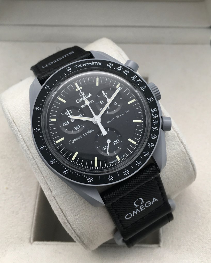 Swatch × OMEGA Mission to Moon