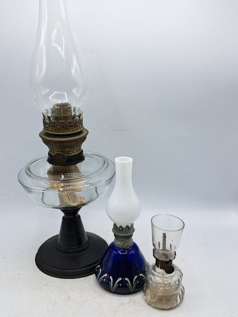 Kosmos Brenner. Atmospheric oil lamps. (3) Brass, Catawiki