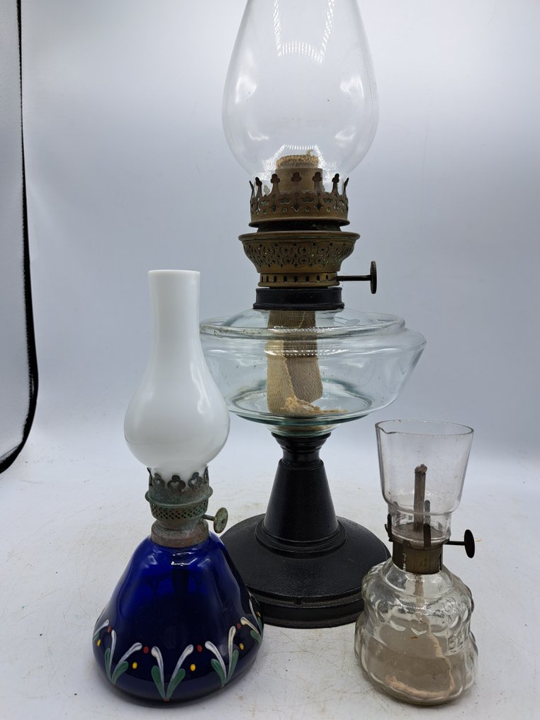 Kosmos Brenner. Atmospheric oil lamps. (3) Brass, Catawiki