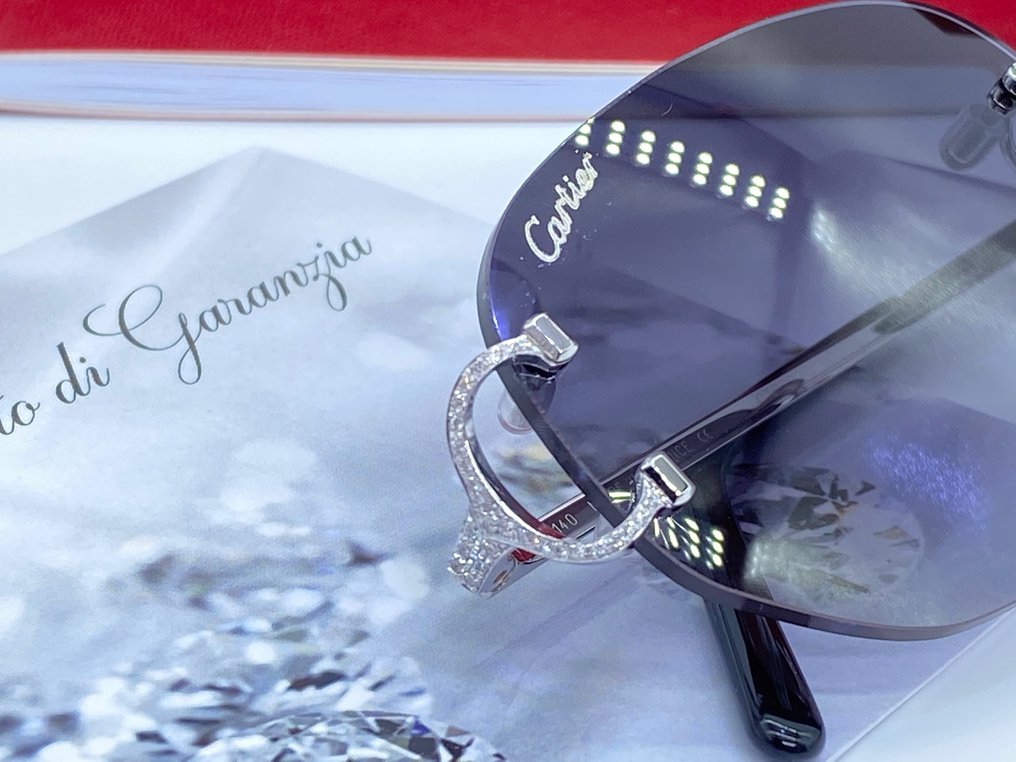 Cartier sunglasses diamonds store