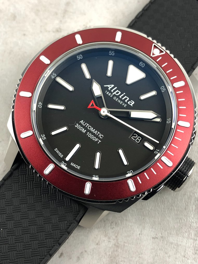 alpina seastrong diver 300
