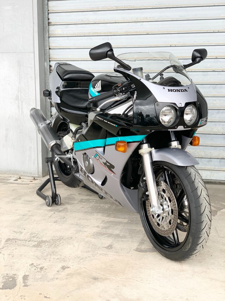 Honda - CBR 400 RR - NC29 - 1990 - Catawiki Honda - Cbr 400 Rr - Nc29 - 1990 - Catawiki