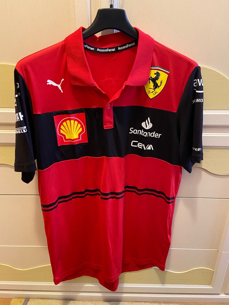 Ferrari - Formula One - 2022 - Team wear - Catawiki